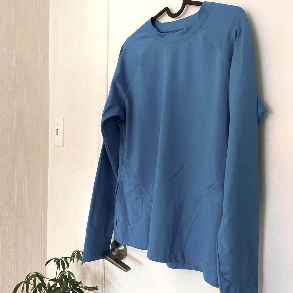 Running Room fleece-lined activewear top